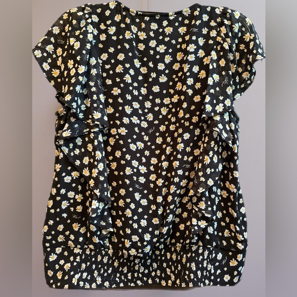 Karl Lagerfeld Paris Smocked Flutter Sleeve Blouse • Large • Like New! - Picture 5 of 7